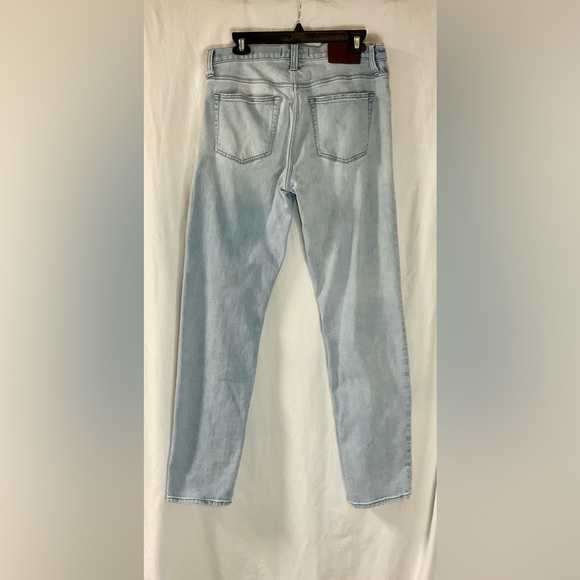 Madewell Athletic Slim Men Jeans - Light Blue - Picture 2 of 8